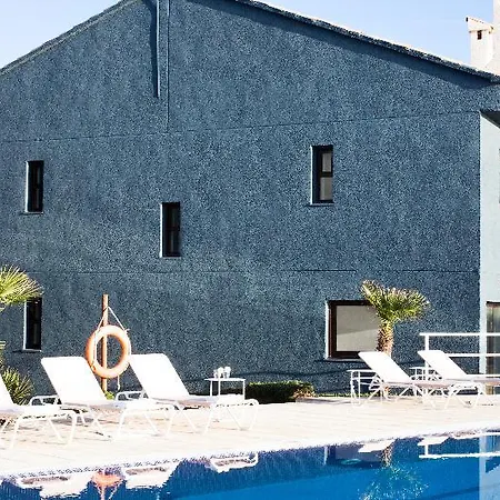 Es Blau Rezort